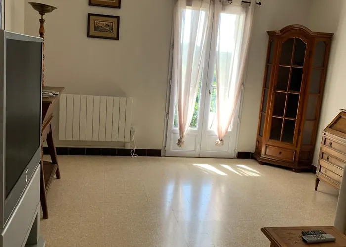 Domaine Le Commandaire Apartment Roumoules